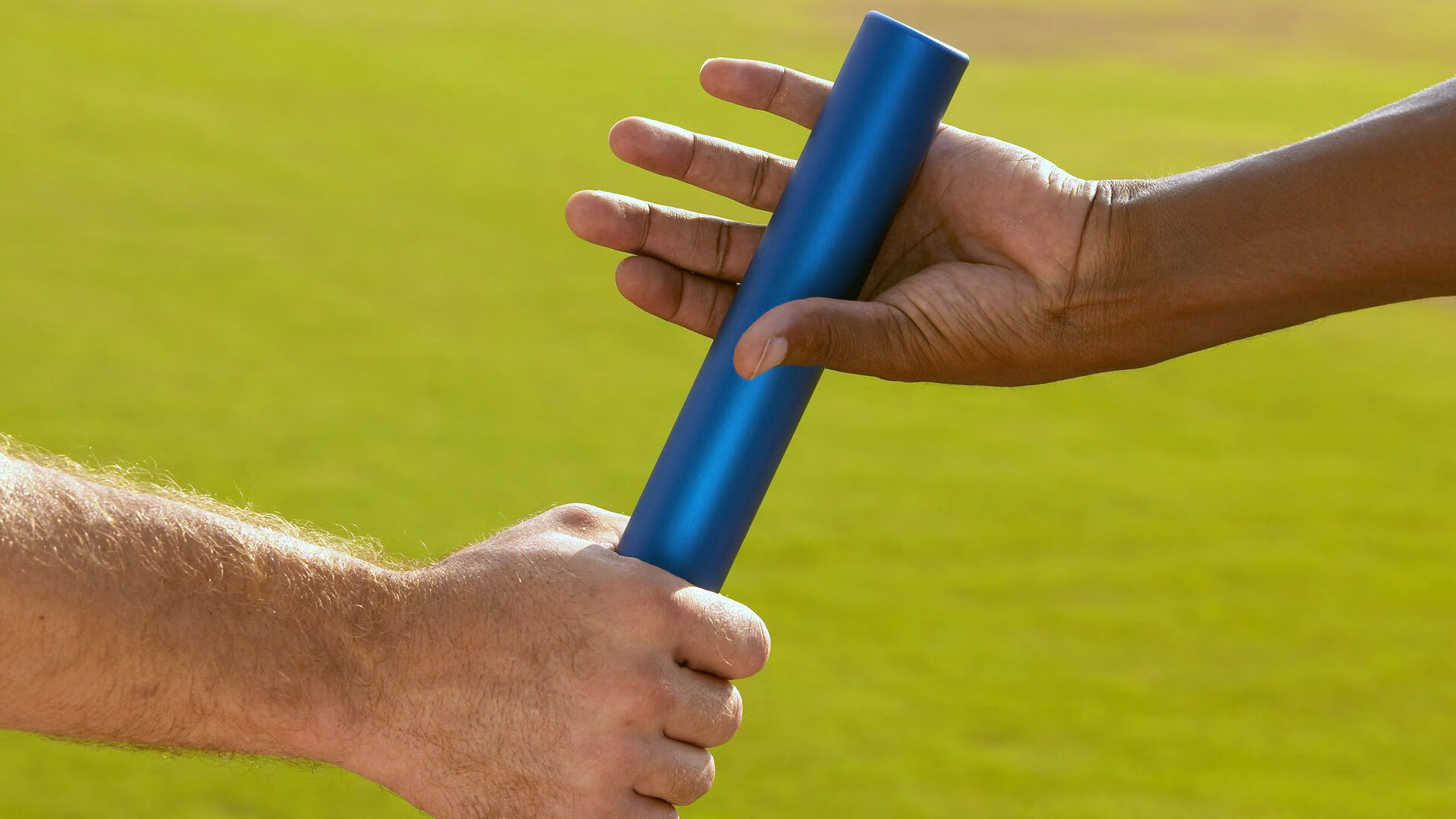 爱游戏电竞官网-快船防守端展现统治力，谁是快船更好的防守球员